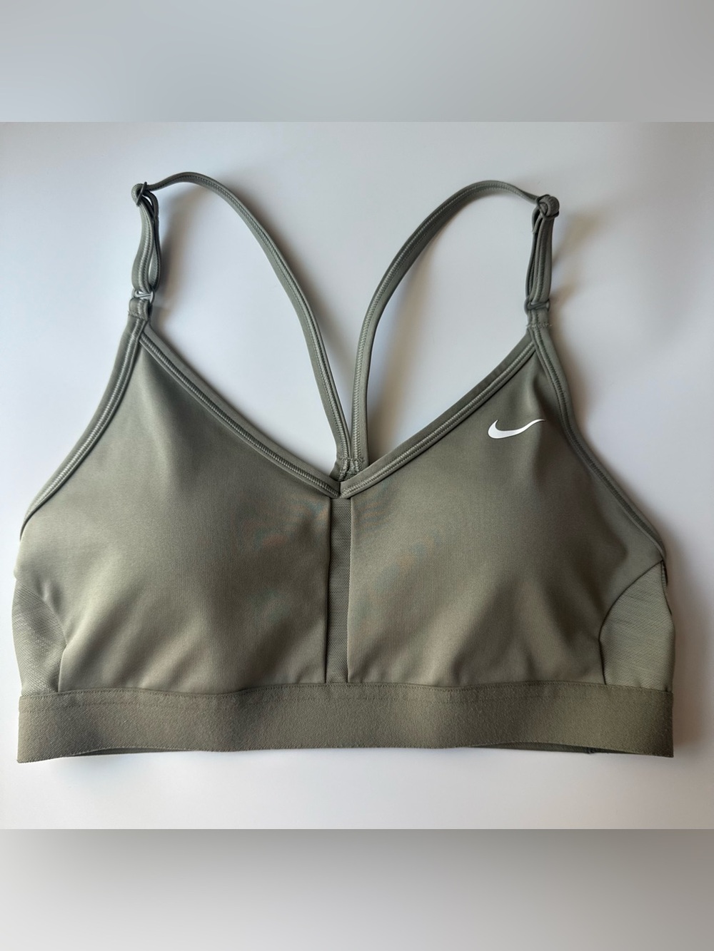 Nike dry fit  Olive Green Lightweight Strappy Sports Bra size M